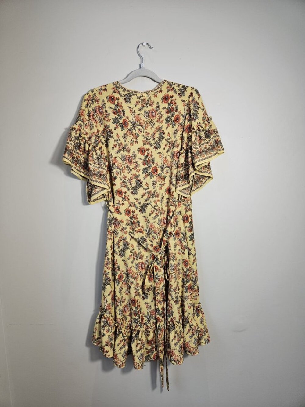 Max Studio Floral Ruffle Dress Small - Picture 3 of 4